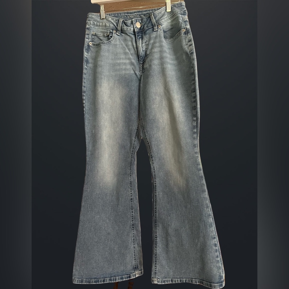 M Jeans by Maurice’s. High rise curvy fit. Size 10 Short